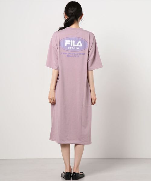 FILA(フィラ)の「FILA フィラ バックプリント Tシャツワンピース(Tシャツ/カットソー・レディース・ピンク/ブルーグリーン/チャコール・フリー)」の4枚目の写真