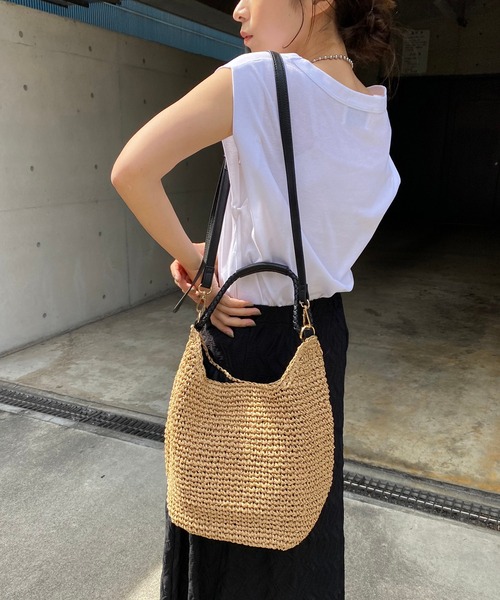 CAPRICIEUX LE'MAGE(カプリシューレマージュ)の「ペーパー2WAYショルダーバッグ(ショルダーバッグ・レディース・ブラック/ベージュ・ONESIZE)」の10枚目の写真