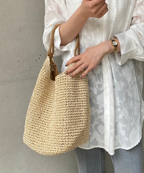 CAPRICIEUX LE'MAGE(カプリシューレマージュ)の「ペーパー2WAYショルダーバッグ(ショルダーバッグ・レディース・ブラック/ベージュ・ONESIZE)」の11枚目の写真