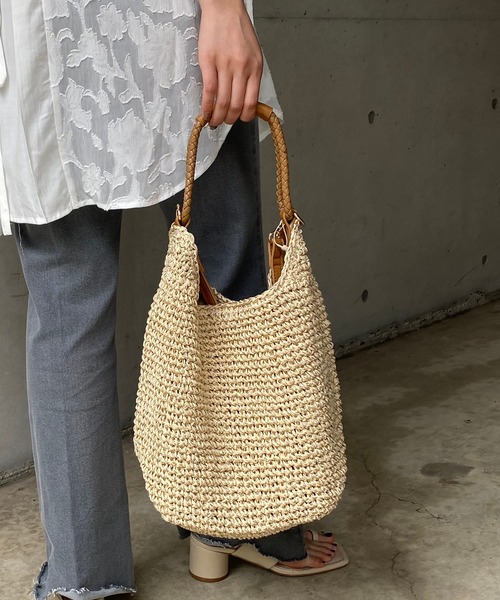 CAPRICIEUX LE'MAGE(カプリシューレマージュ)の「ペーパー2WAYショルダーバッグ(ショルダーバッグ・レディース・ブラック/ベージュ・ONESIZE)」の14枚目の写真