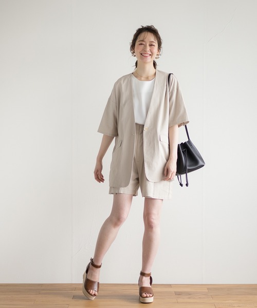 White Collection(ホワイトコレクション)の「【2021SS】リネンライク・タックショートパンツ(その他パンツ・レディース・オフホワイト/ブラック/ライトベージュ/グレイッシュベージュ・FREE)」の9枚目の写真