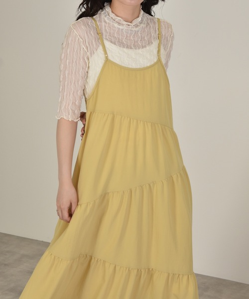 w closet（ダブルクローゼット）の「斜め切り替えギャザーキャミワンピース（ワンピース・レディース・チャコールグレー/ブラウン/イエロー・FREE）」の9枚目の写真