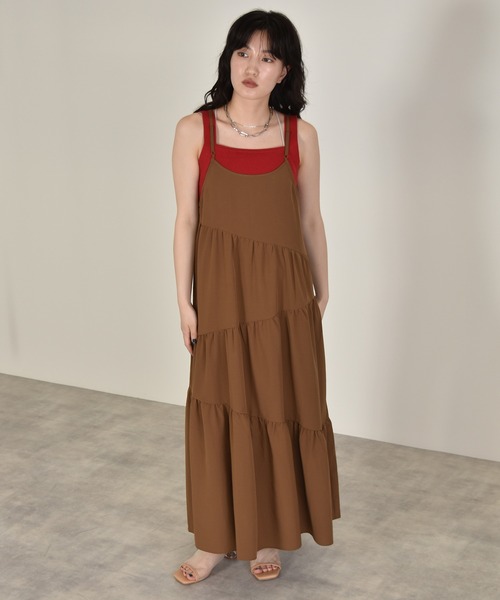 w closet（ダブルクローゼット）の「斜め切り替えギャザーキャミワンピース（ワンピース・レディース・チャコールグレー/ブラウン/イエロー・FREE）」の15枚目の写真