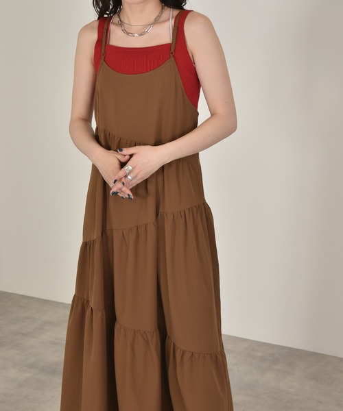 w closet（ダブルクローゼット）の「斜め切り替えギャザーキャミワンピース（ワンピース・レディース・チャコールグレー/ブラウン/イエロー・FREE）」の20枚目の写真