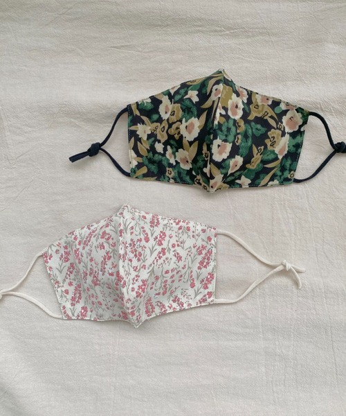 idem(イデム)の「idem silk flower mask/シルクフラワーマスク(マスク・レディース・ブラック/アイボリー/グリーン・FREE)」の10枚目の写真