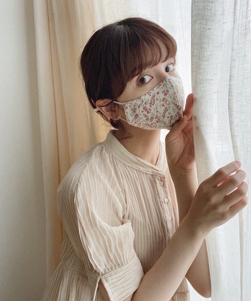 idem(イデム)の「idem silk flower mask/シルクフラワーマスク(マスク・レディース・ブラック/アイボリー/グリーン・FREE)」の8枚目の写真