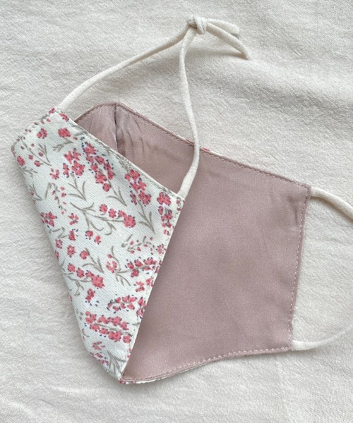 idem(イデム)の「idem silk flower mask/シルクフラワーマスク(マスク・レディース・ブラック/アイボリー/グリーン・FREE)」の6枚目の写真