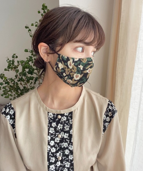 idem(イデム)の「idem silk flower mask/シルクフラワーマスク(マスク・レディース・ブラック/アイボリー/グリーン・FREE)」の14枚目の写真