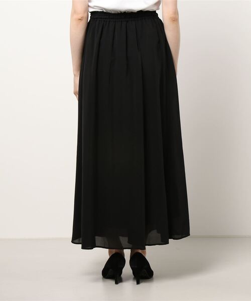 Maison de Beige（メゾンドベージュ）の「《Maison de Beige》ギャザーロングスカート【セットアップ対応】（スカート・レディース・ブラック/オレンジ/モカ・9号）」の18枚目の写真