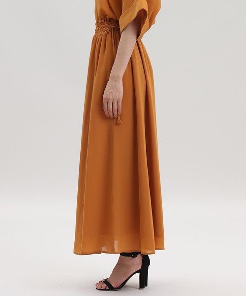 Maison de Beige（メゾンドベージュ）の「《Maison de Beige》ギャザーロングスカート【セットアップ対応】（スカート・レディース・ブラック/オレンジ/モカ・9号）」の15枚目の写真