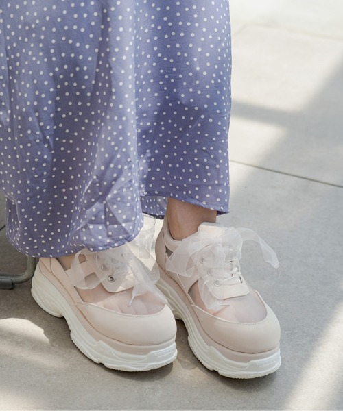 OLIVE des OLIVE（オリーブデオリーブ）の「シアーリボンスニーカー（スニーカー・レディース・ブラック/オフホワイト/ベージュ・MEDIUM/LARGE）」の10枚目の写真