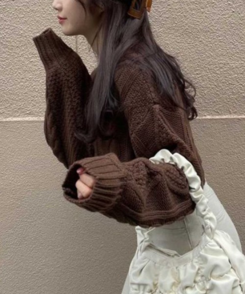 EPIMI E'PIMMY（エピミエピミー）の「ケーブルショートニット（ニット/セーター・レディース・ピンクベージュ/オフホワイト/ブラウン/ベージュ・MEDIUM）」の22枚目の写真