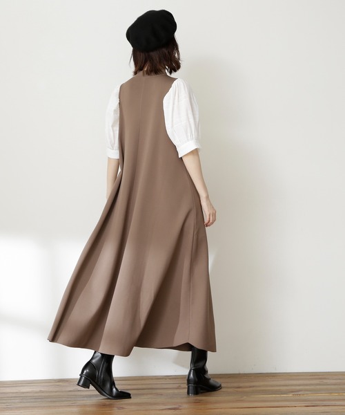 N.(N. Natural Beauty Basic)(エヌエヌナチュラルビューティーベーシック)の「◆ボリュームパフニットワンピース(ワンピース・レディース・ブラック/モカ・MEDIUM)」の9枚目の写真