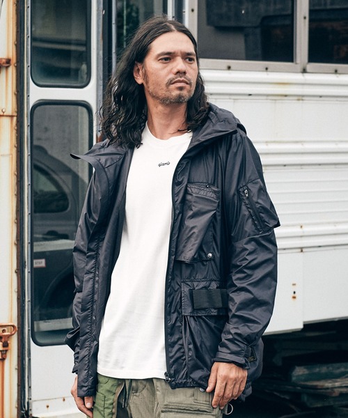 glamb（グラム）の「Gadget Mountain Parka / ガジェットマウンテンパーカー（マウンテンパーカー・メンズ・ネイビー/ブラック・M/L/S）」の19枚目の写真