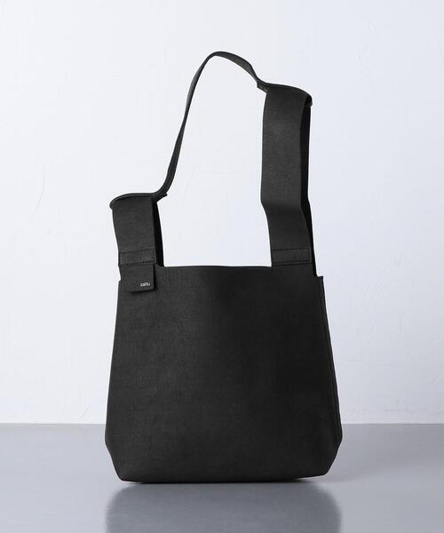 zattu(ザッツ)の「<zattu (ザッツ) > CONCH/ショルダーバッグ(ショルダーバッグ・メンズ・オリーブ/ブラック・FREE)」の2枚目の写真