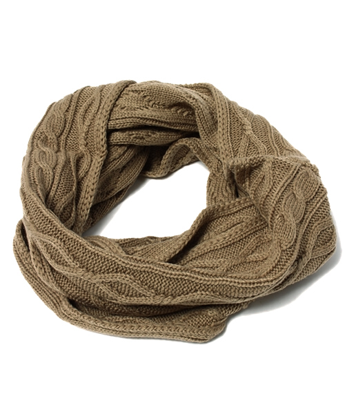 NANO universe（ナノユニバース）の「：ケーブル編みスヌード（ストール/ショール・メンズ・ブラック/ネイビー/チャコール/ベージュ/オリーブ・FREE）」の3枚目の写真