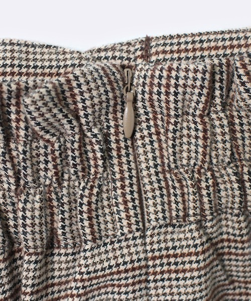 one way(ワンウェイ)の「【oneway】フロントボタンマーメイドスカート(スカート・レディース・ベージュ/ブラック/ライトブラウン・FREE)」の4枚目の写真