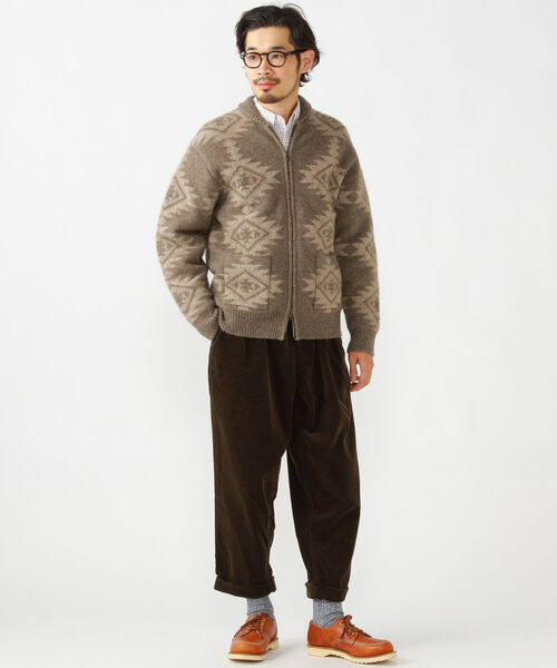 BEAMS PLUS（ビームスプラス）の「BEAMS PLUS / 5ゲージ スノーパターン ジップ ニット ブルゾン（ニット/セーター・メンズ・ベージュ/ブラウン・LARGE/MEDIUM/X-LARGE/SMALL）」の6枚目の写真