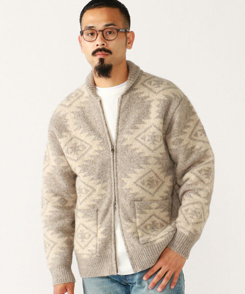 BEAMS PLUS（ビームスプラス）の「BEAMS PLUS / 5ゲージ スノーパターン ジップ ニット ブルゾン（ニット/セーター・メンズ・ベージュ/ブラウン・LARGE/MEDIUM/X-LARGE/SMALL）」の8枚目の写真