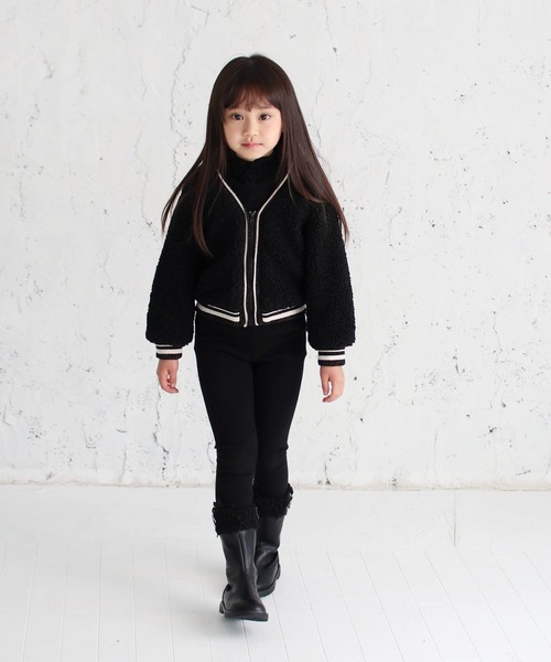 Rora（ローラ）の「タレント ボア アウター(2color)（ブルゾン・キッズ・ブラック/ベージュ・120/130/140/150/100/110）」の14枚目の写真