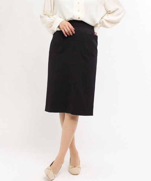 TRUDEA（トルディア）の「ポケ付きバックスリットタイトスカート（スカート・レディース・グレー/グレイッシュベージュ/ブラック・MEDIUM/LARGE/SMALL/X-SMALL）」の2枚目の写真