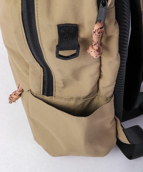 KRIFF MAYER（クリフメイヤー）の「KRIFF MAYER はっ水加工 リュックサック バックパック  男女兼用（バックパック/リュック・メンズ・ベージュ/カーキ/ブラック・FREE）」の17枚目の写真