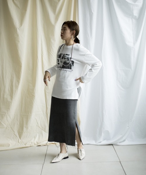 mona Belinda(モナベリンダ)の「裾スリットフリンジスカート(スカート・レディース・ホワイト/チャコールグレー・FREE)」の14枚目の写真