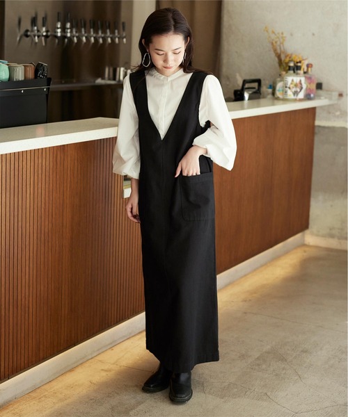 titivate(ティティベイト)の「Vネックデニムワンピース(ワンピース・レディース・ホワイト系その他/ブラック/ネイビー・S/M/L)」の17枚目の写真