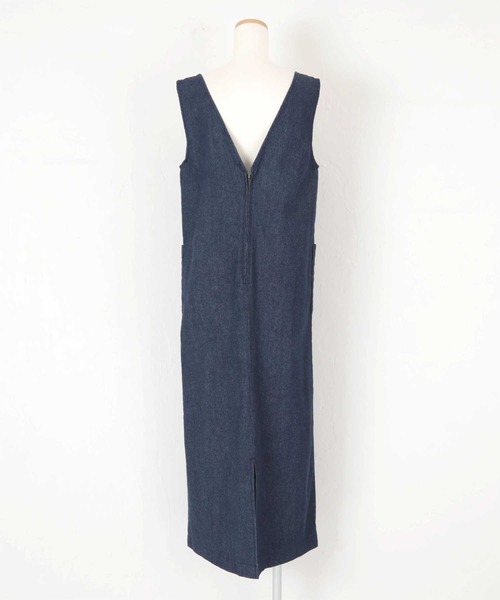 titivate(ティティベイト)の「Vネックデニムワンピース(ワンピース・レディース・ホワイト系その他/ブラック/ネイビー・S/M/L)」の5枚目の写真
