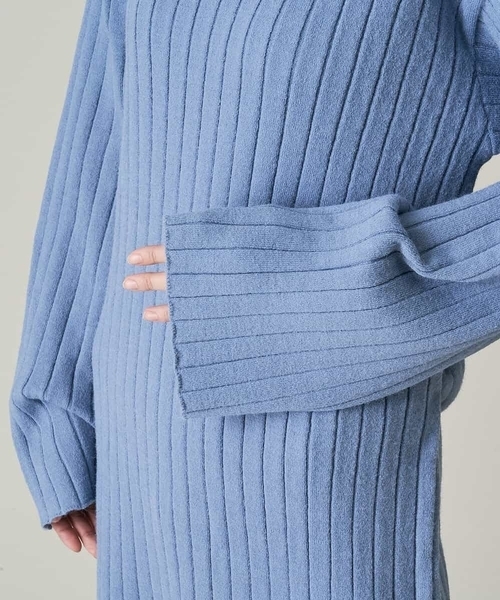 A de a.v.v（アードアー・ヴェ・ヴェ）の「ベルト付きスタンドネックリブニットワンピース（ワンピース・レディース・ブラック/ブルー/アイボリー・39）」の14枚目の写真