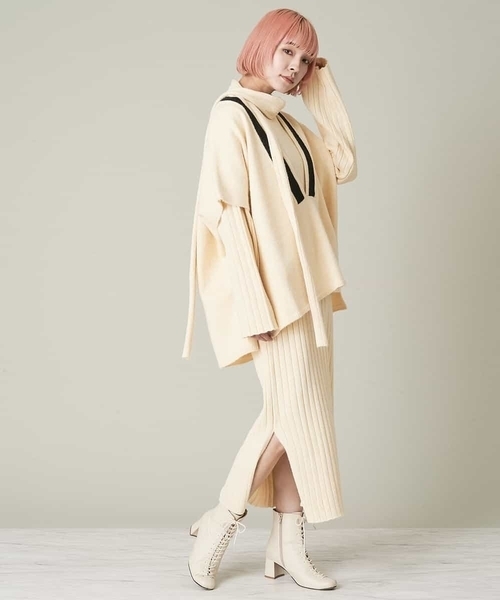 A de a.v.v（アードアー・ヴェ・ヴェ）の「ベルト付きスタンドネックリブニットワンピース（ワンピース・レディース・ブラック/ブルー/アイボリー・39）」の19枚目の写真