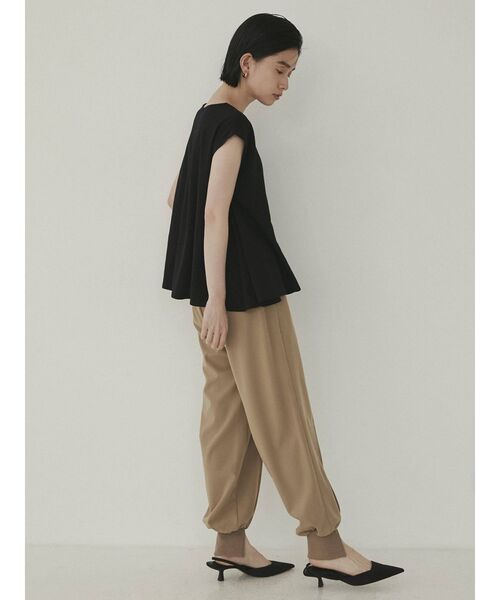 COTORICA(コトリカ)の「【THE DAYZ TOKYO】センタースリットジョグパンツ(その他パンツ・レディース・ブラック/ベージュ/ブラウン・SMALL/MEDIUM)」の9枚目の写真