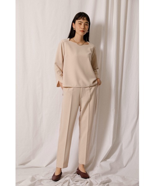 crie conforto(クリーコンフォルト)の「2重織ストレッチブラウス(Tシャツ/カットソー・レディース・ブラック/グレイッシュベージュ・MEDIUM/SMALL)」の4枚目の写真