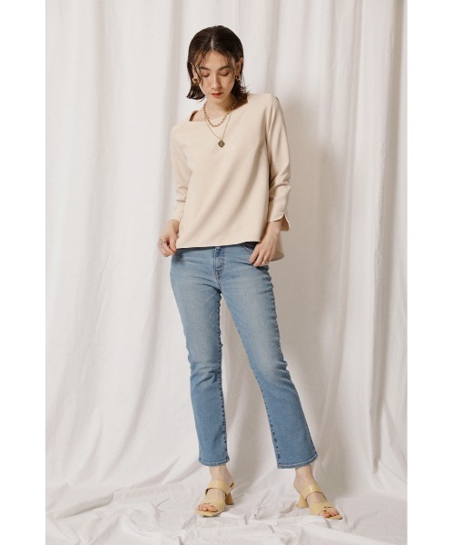 crie conforto(クリーコンフォルト)の「2重織ストレッチブラウス(Tシャツ/カットソー・レディース・ブラック/グレイッシュベージュ・MEDIUM/SMALL)」の8枚目の写真