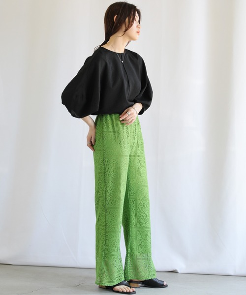 select MOCA(セレクトモカ)の「2WAYリネンライクパフスリーブブラウス(シャツ/ブラウス・レディース・ブラック/イエロー/グレイッシュベージュ・FREE)」の5枚目の写真