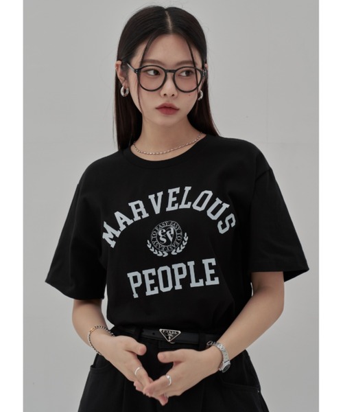 TOEASY(トゥイージー)の「A'GEM/9 × .kom『TOEASY/トゥイージー』Marblus short-sleeved T-shirt/アーチロゴデザイン マーベラス 半袖Tシャツ(Tシャツ/カットソー・レディース・ホワイト/ブラック/グリーン・FREE)」の2枚目の写真