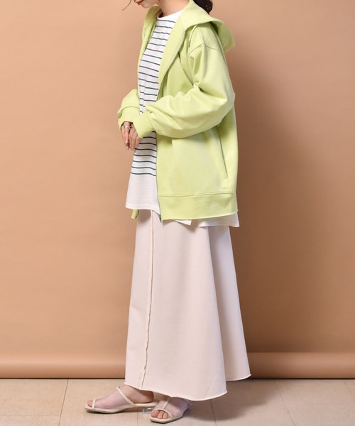 RETRO GIRL(レトロガール)の「裏毛フレアスカート(スカート・レディース・オフホワイト/グリーン/ダークグレー・FREE)」の22枚目の写真