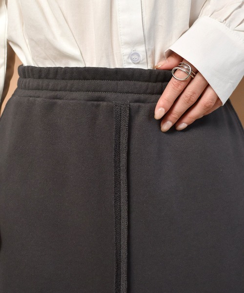 RETRO GIRL(レトロガール)の「裏毛フレアスカート(スカート・レディース・オフホワイト/グリーン/ダークグレー・FREE)」の10枚目の写真