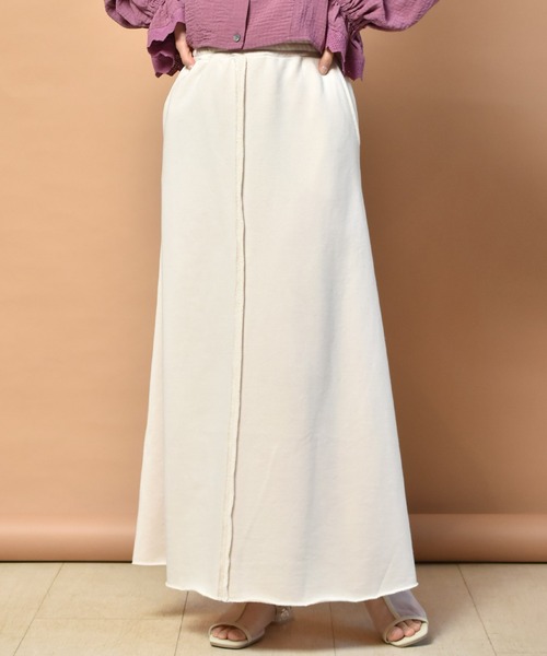 RETRO GIRL(レトロガール)の「裏毛フレアスカート(スカート・レディース・オフホワイト/グリーン/ダークグレー・FREE)」の4枚目の写真