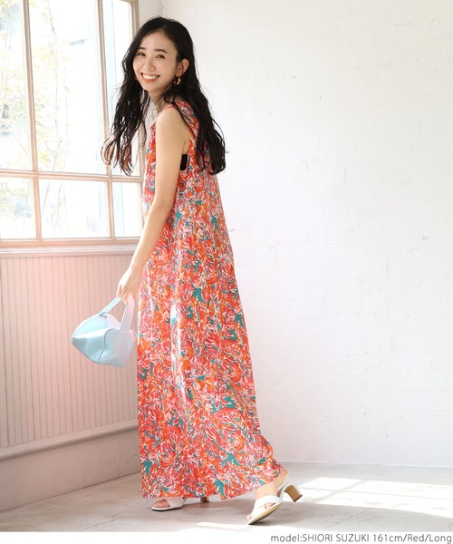 coca（coca）（コカ）の「サマーフラワーリゾートワンピース（ワンピース・レディース・レッド・SHORT/LONG）」の8枚目の写真