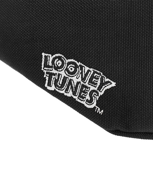 Manhattan Portage（マンハッタンポーテージ）の「Brooklyn Bridge Waist Bag / Looney Tunes（ボディバッグ/ウエストポーチ・メンズ・ブラック・X-SMALL）」の10枚目の写真