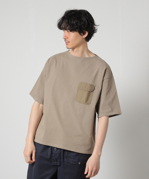 JOURNAL STANDARD J.S HOMESTEAD(ジャーナルスタンダードホームステッド)の「【j.s.homestead】COMMANDO POCKET Tシャツ(Tシャツ/カットソー・メンズ・グリーン系その他/スミクロ/コバルトブルー/グレー/モカ/ライトホワイト・MEDIUM/LARGE)」の1枚目の写真