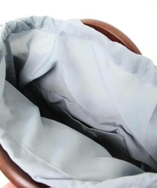 ikka（イッカ）の「雑材アンモナイトマルテバッグ（かごバッグ・レディース・ブルー/キャメル/ブラウン/ピンク・FREE）」の6枚目の写真