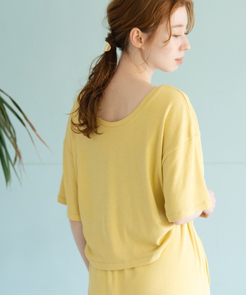Crisp（クリスプ）の「スラッシュネックTシャツ（Tシャツ/カットソー・レディース・ブラウン/ピンク/イエロー・FREE）」の8枚目の写真