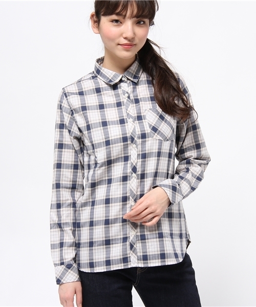 earth music&ecology（アースミュージックアンドエコロジー）の「【シャキシャキシャツ】カジュアルチェック（シャツ/ブラウス・レディース・ピンク/ネイビー・MEDIUM/SMALL）」の2枚目の写真