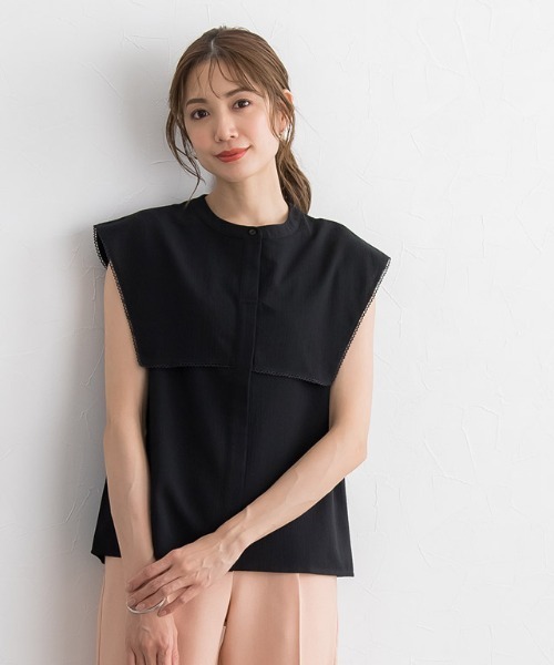 スカラップブラウス