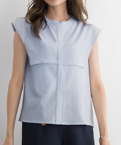 スカラップブラウス