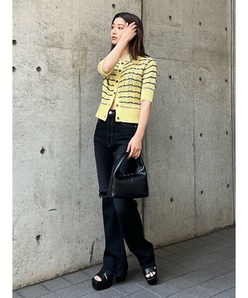 EMODA（エモダ）の「ワイドカラーポロニット（ニット/セーター・レディース・ホワイト/ブラック/イエロー・FREE）」の8枚目の写真