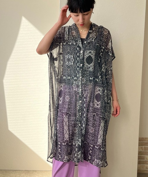 LHELBIE（レルビエ）の「パネルパターンプリントオーバーシャツワンピース（ワンピース・レディース・ブラック/オレンジ/ブルー・M）」の9枚目の写真