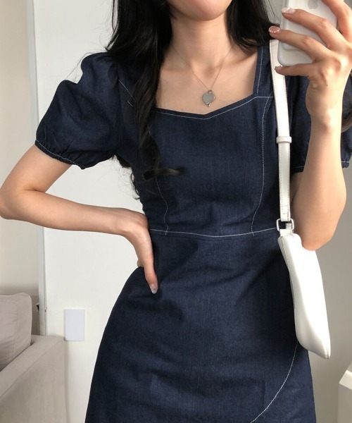 by muni:r（バイ ムニール）の「ステッチデニムパフワンピース（ワンピース・レディース・ブラック/ブルー・FREE）」の13枚目の写真